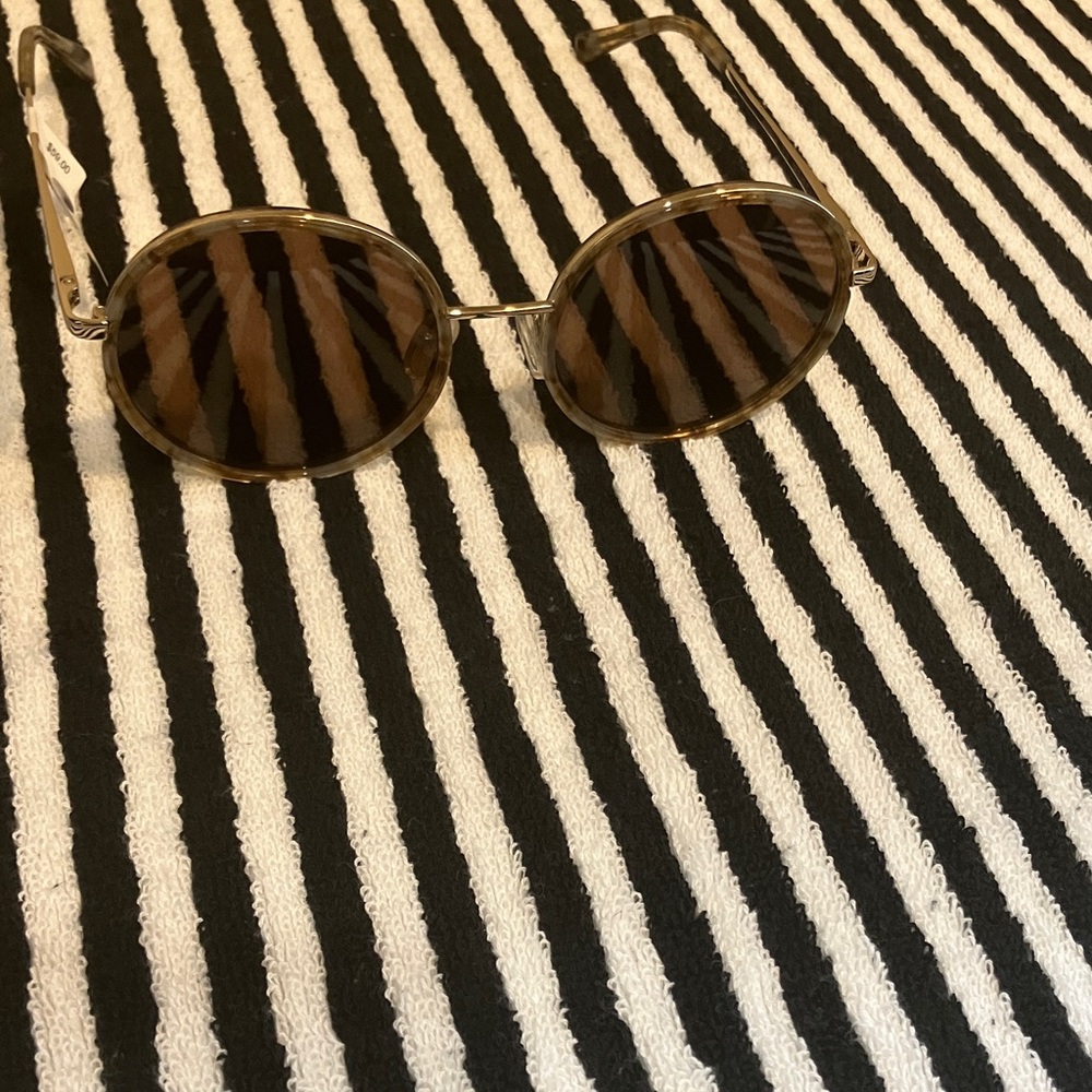 Keo Round Sunglasses